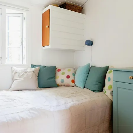 Hébergement de vacances Renovated House With Charm And Outdoor Shower *