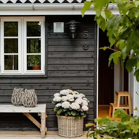 Casa vacanze Renovated House With Charm And Outdoor Shower