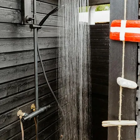 Renovated House With Charm And Outdoor Shower Hébergement de vacances Hals